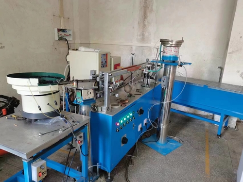 Latest company case about Precision industrial technology progresses, replacing traditional automatic dispensing machines